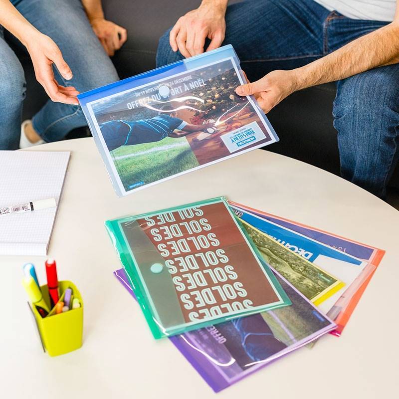 A4 folder with velcro closure, 6 trendy colors